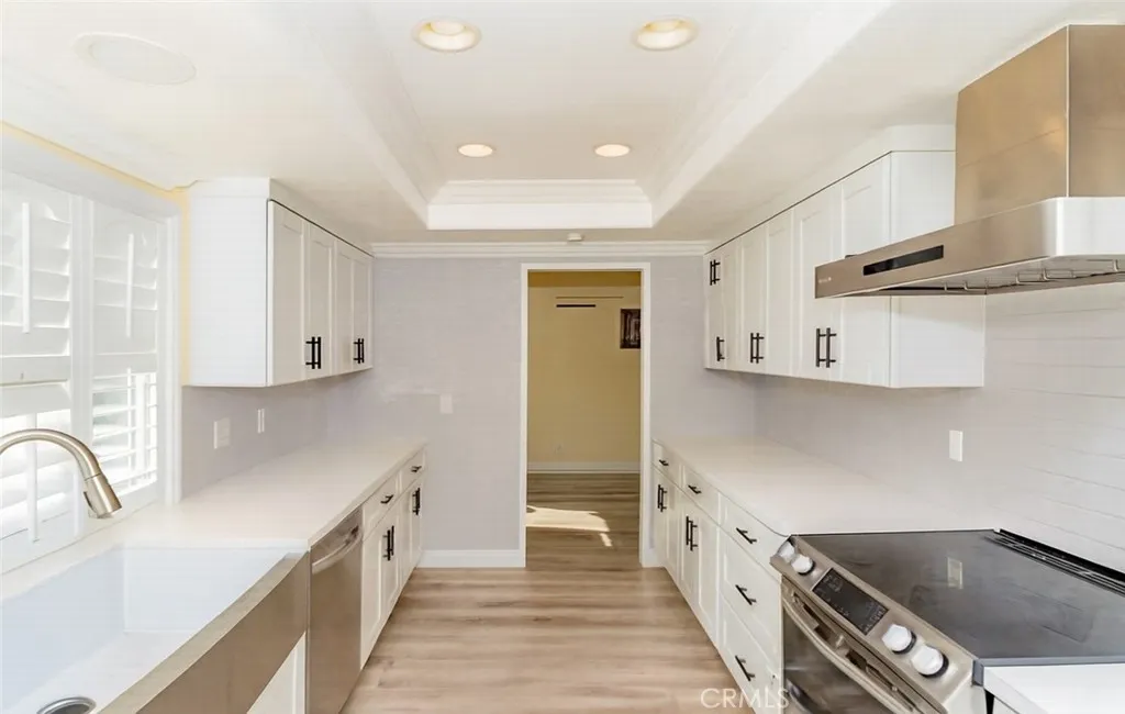 Additional image 32 of 2860 E Hempstead Rd, Anaheim, CA 92806