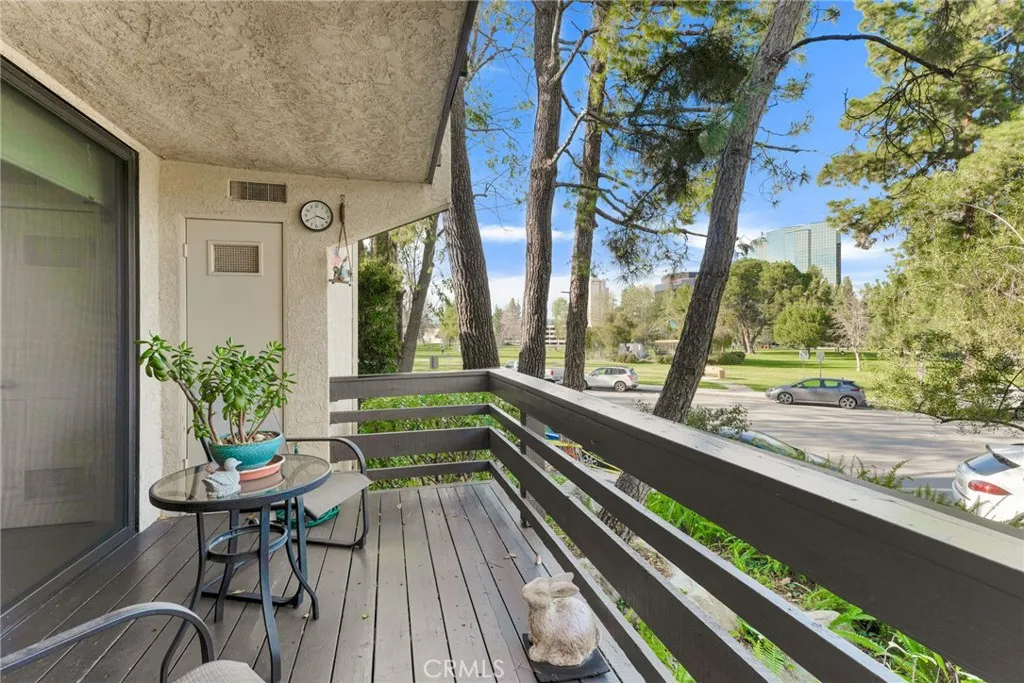 Additional image 74 of 5757 Owensmouth Avenue Unit 20, Woodland Hills, CA 91367