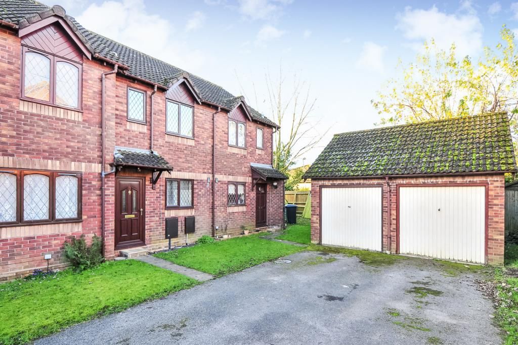 2 bed terraced house to rentThatcham, Berkshire RG19