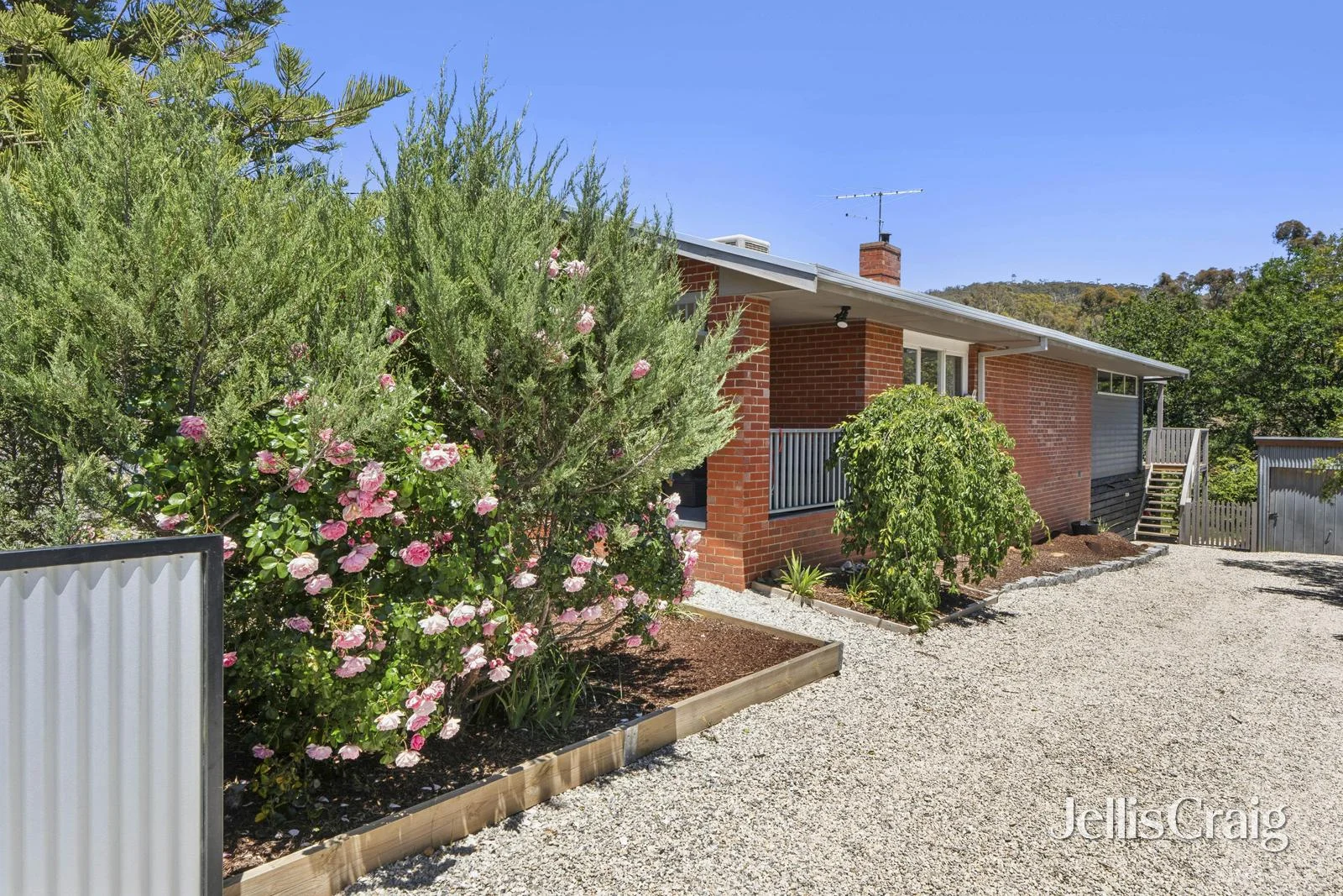 Additional image 15 of 21 Warnock Street, Maldon VIC 3463