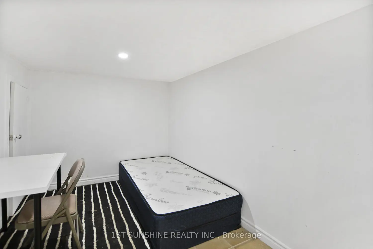 Additional image 9 of 61 Broadway Avenue