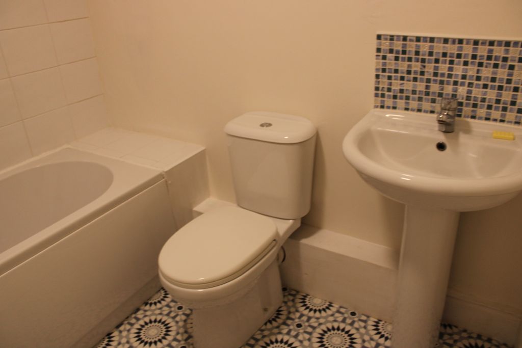 Additional image 3 of 2 bed flat to rentVictoria Apartments, Prestatyn LL19