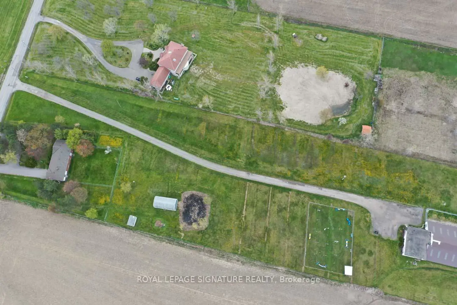 Additional image 10 of 1093 Lower Base Line West Line
