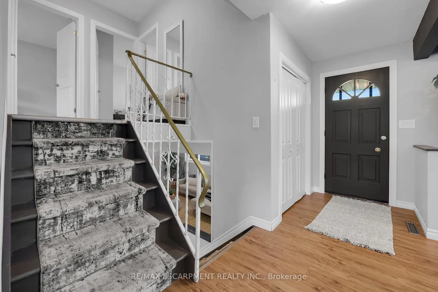 Additional image 5 of 944 & 994 #8 Highway