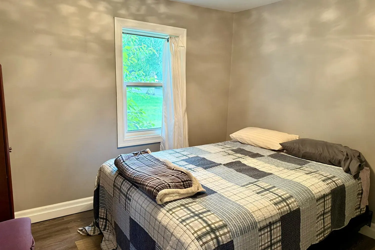 Additional image 9 of 582 9Th Street