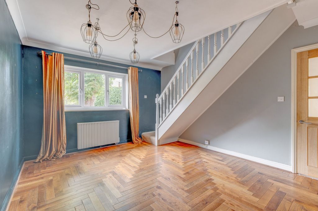 4 bed barn conversion to rentBrooklands Lane, Redditch, Worcestershire B98 photo 5