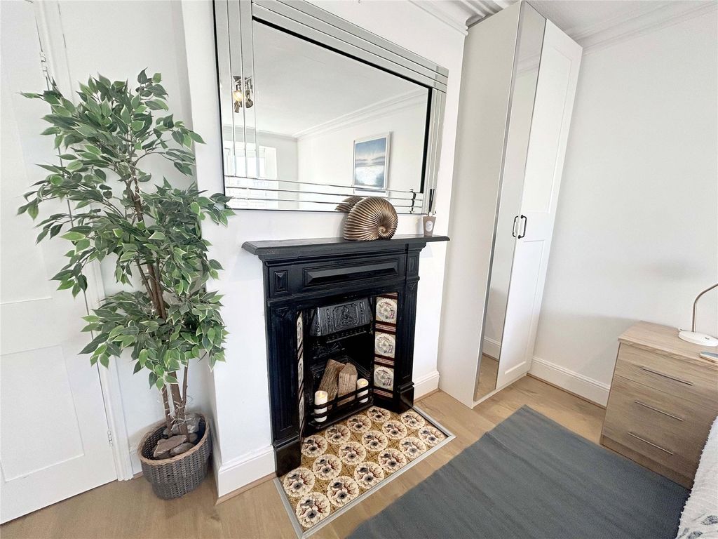 Additional image 4 of Studio to rentVictoria Road, Exmouth EX8