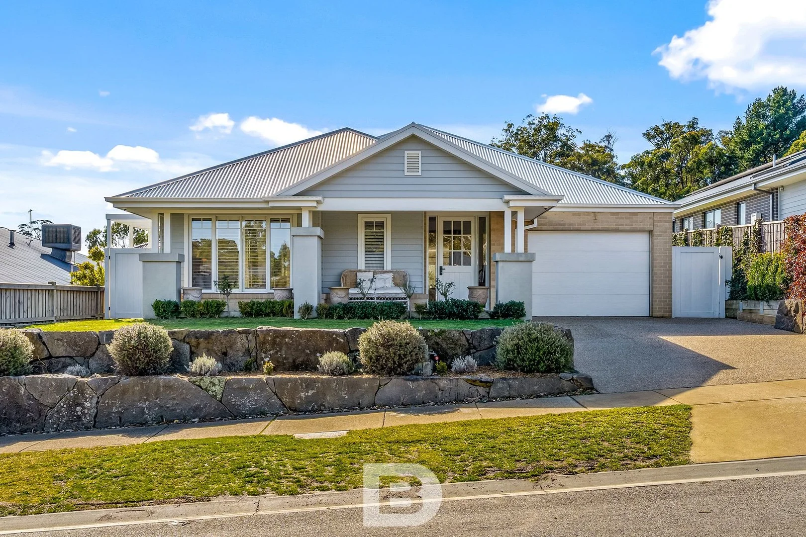 9 Five Mile Way, Woodend VIC 3442