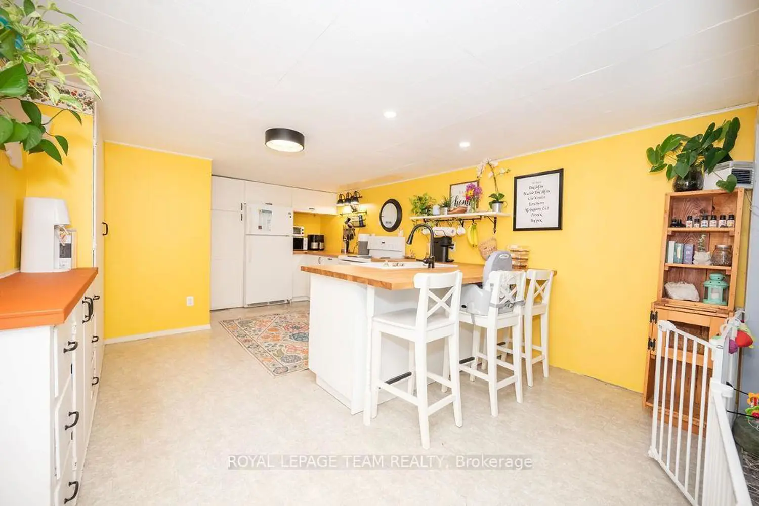 Additional image 12 of 1448 Perrault Road