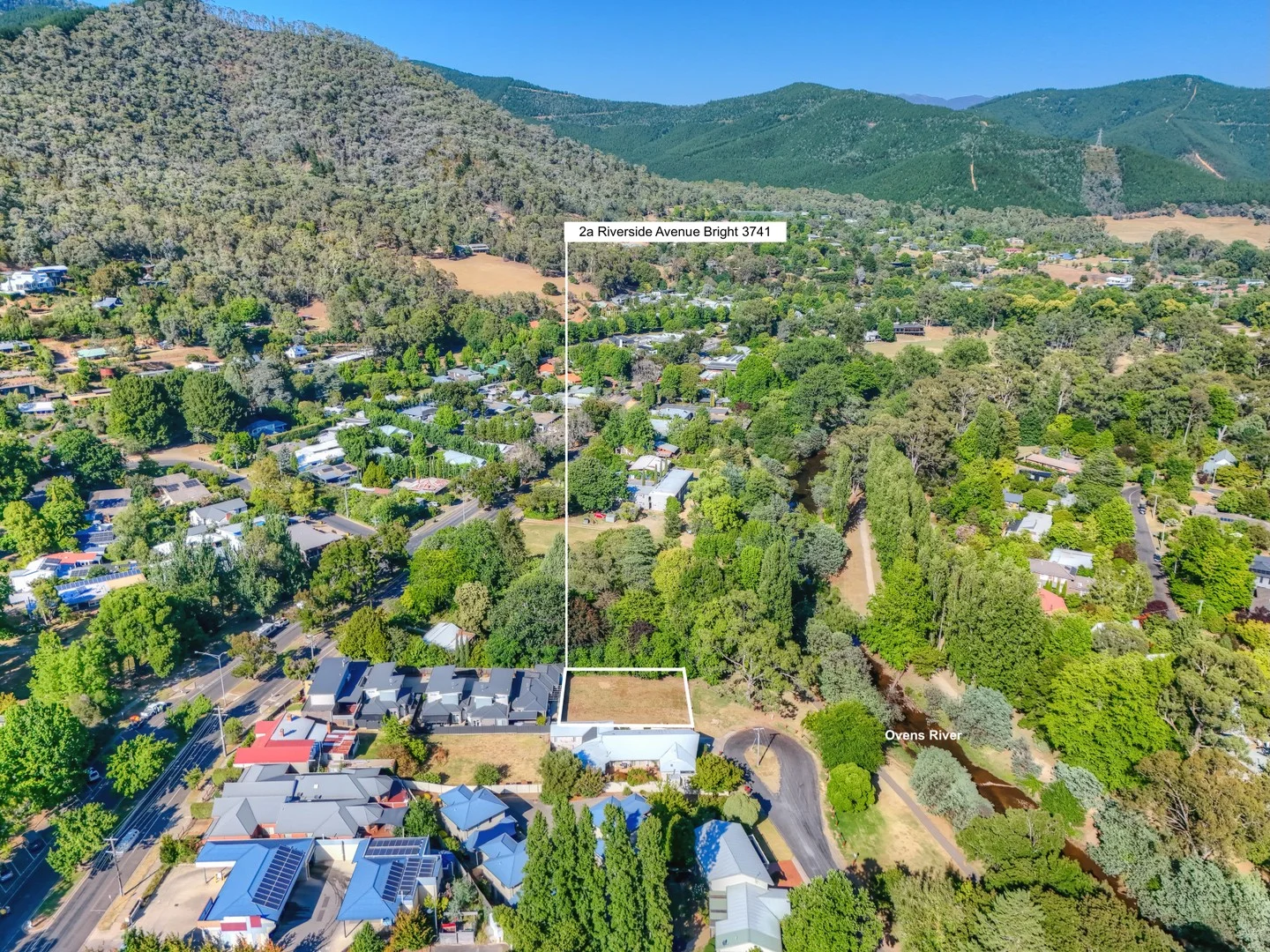 2A Riverside Avenue, Bright VIC 3741