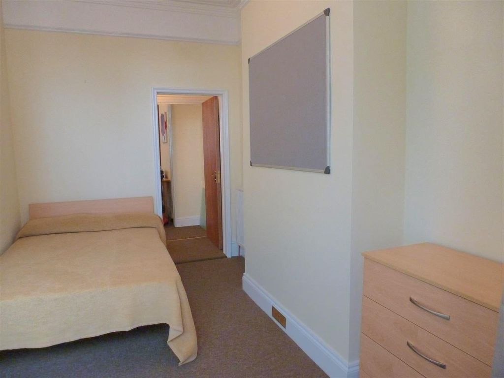 Additional image 6 of 7 bed end terrace house to rentFilton Avenue, Horfield BS7