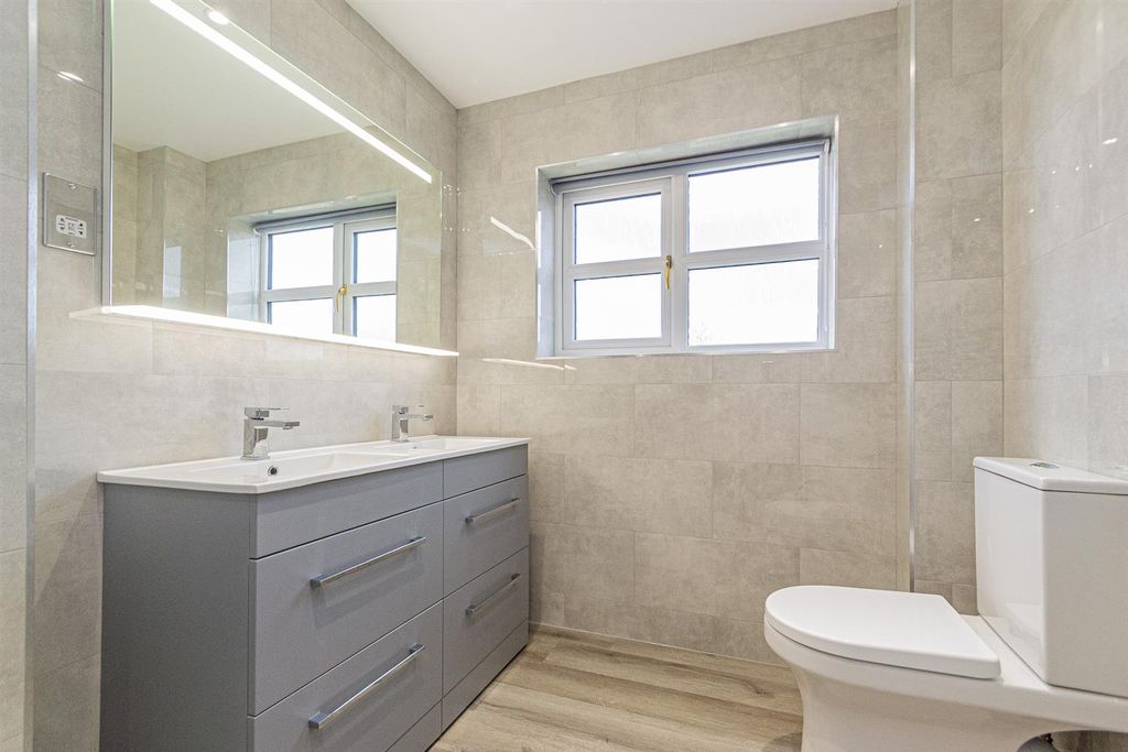 Additional image 14 of 4 bed detached house to rentStoneleigh Gardens, Grappenhall And Thelwall, Warrington WA4