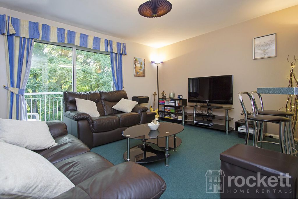 Additional image 2 of 2 bed flat to rentTolkien Way, Hartshill, Stoke-On-Trent, Staffordshire ST4