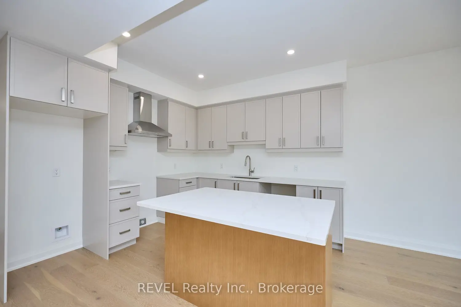 Additional image 5 of 7445 Matteo Drive