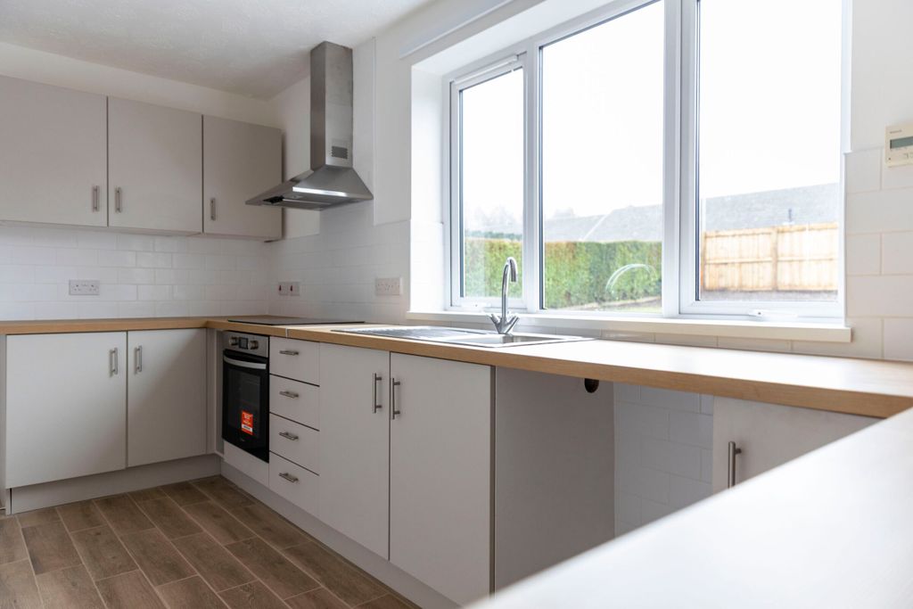 Additional image 15 of 3 bed semi-detached house to rentHarp Lane, Telford TF4