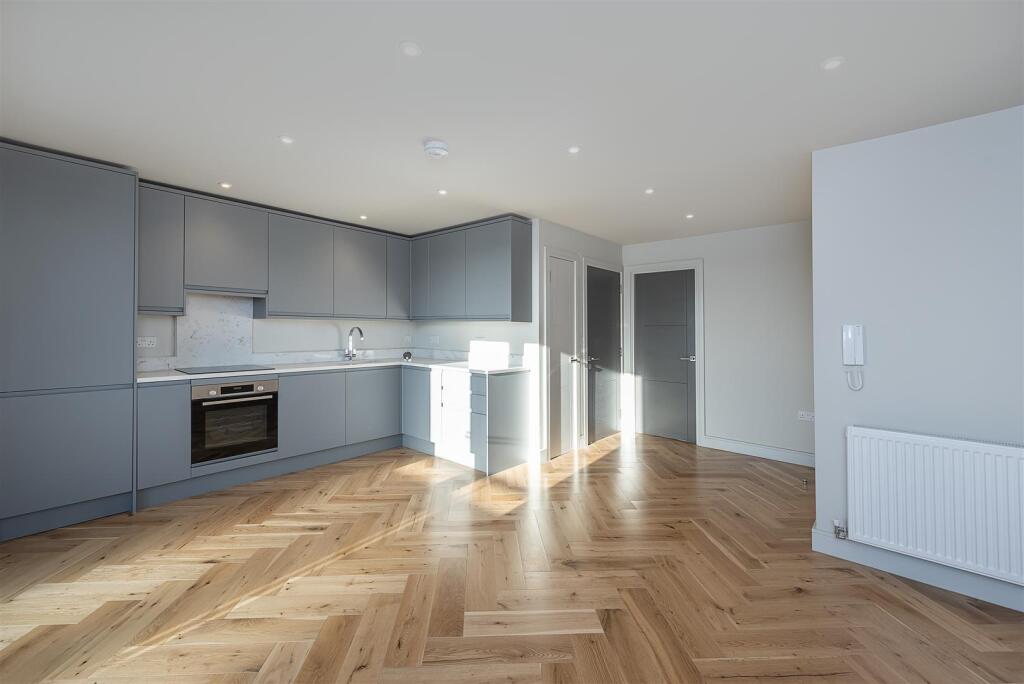 Additional image 2 of Hatfield Road, St Albans