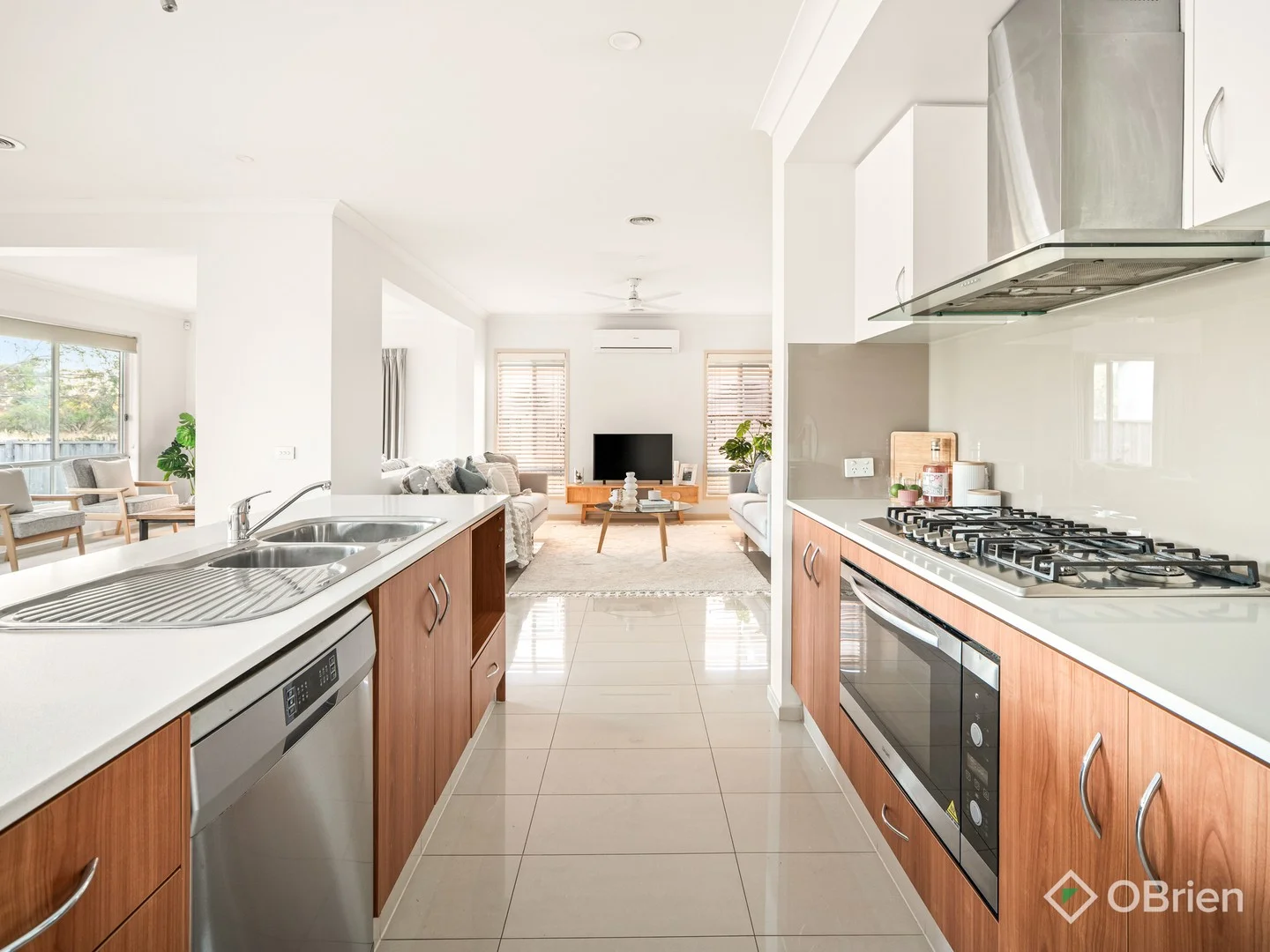 182 Sandhurst Boulevard, Sandhurst VIC 3977