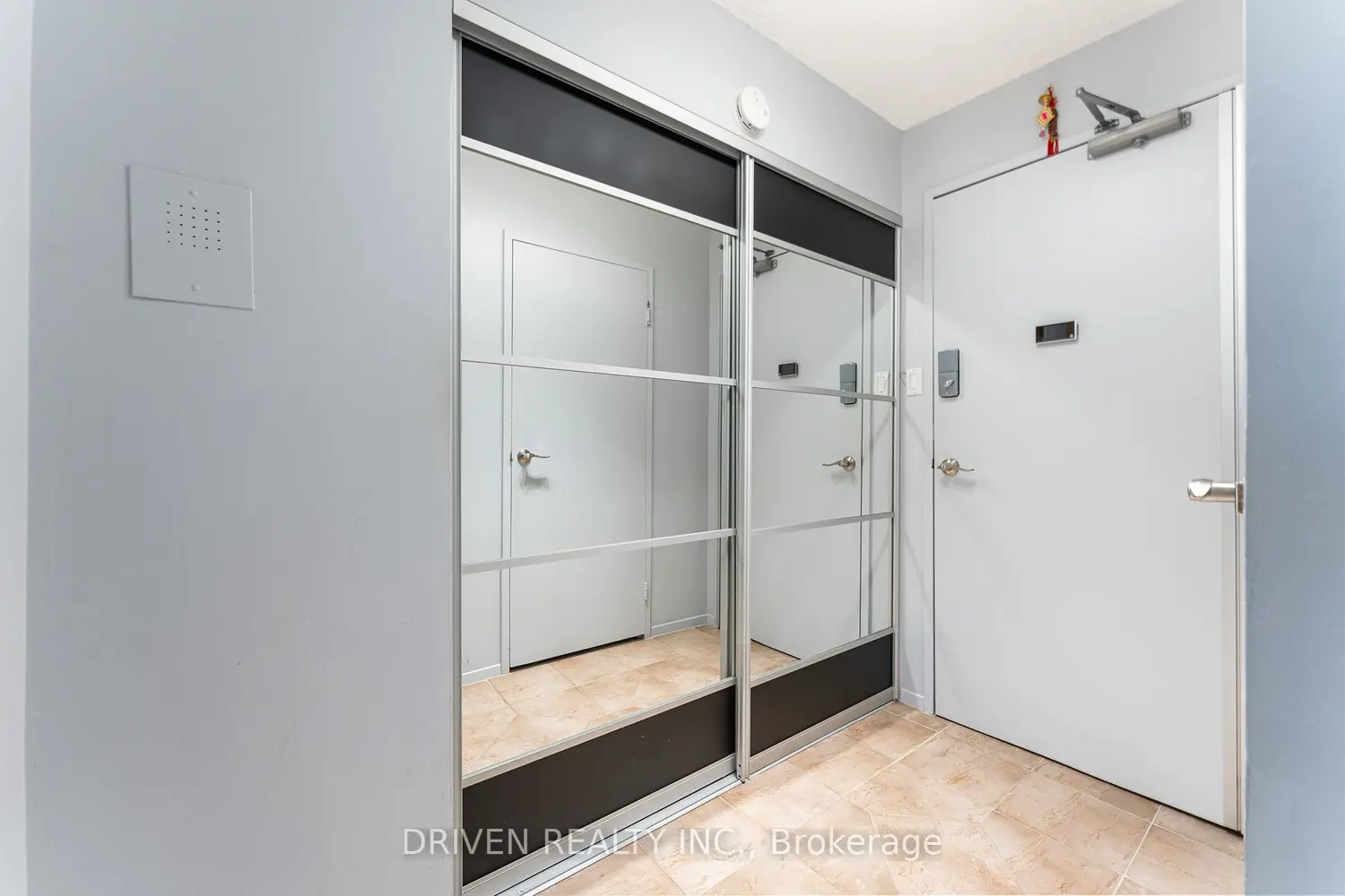 Additional image 4 of 158 A Mcarthur Avenue 404