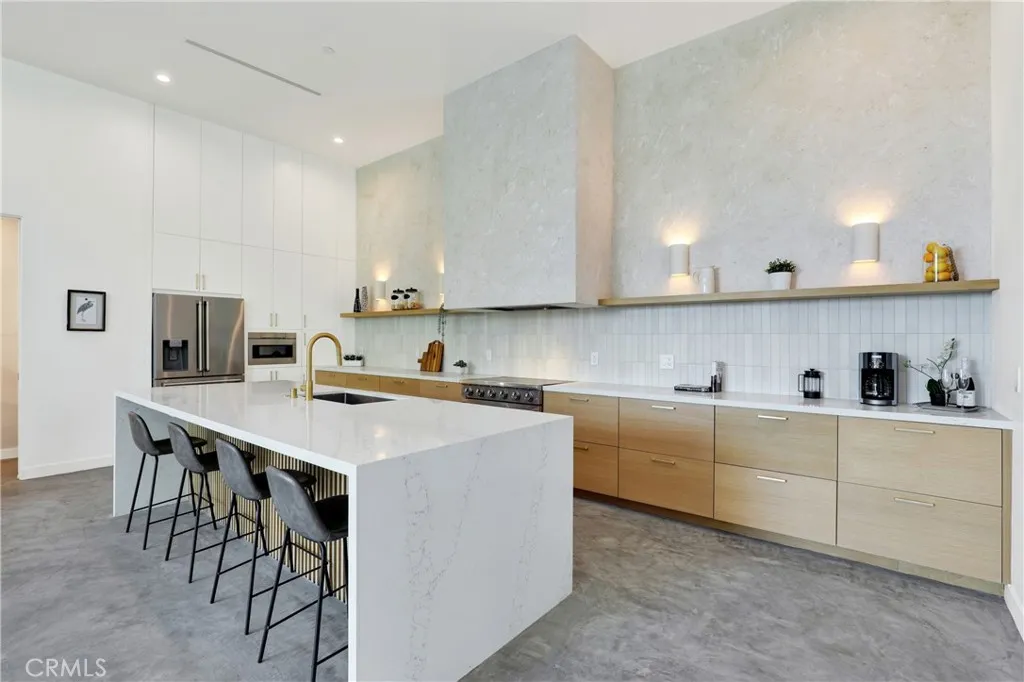 Additional image 7 of 3949 Glenalbyn Drive, Los Angeles, CA 90065