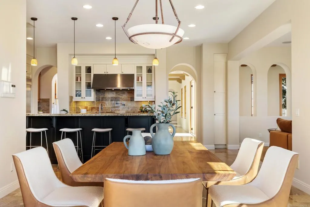 Additional image 11 of 12380 Angouleme Ct, San Diego, CA 92130