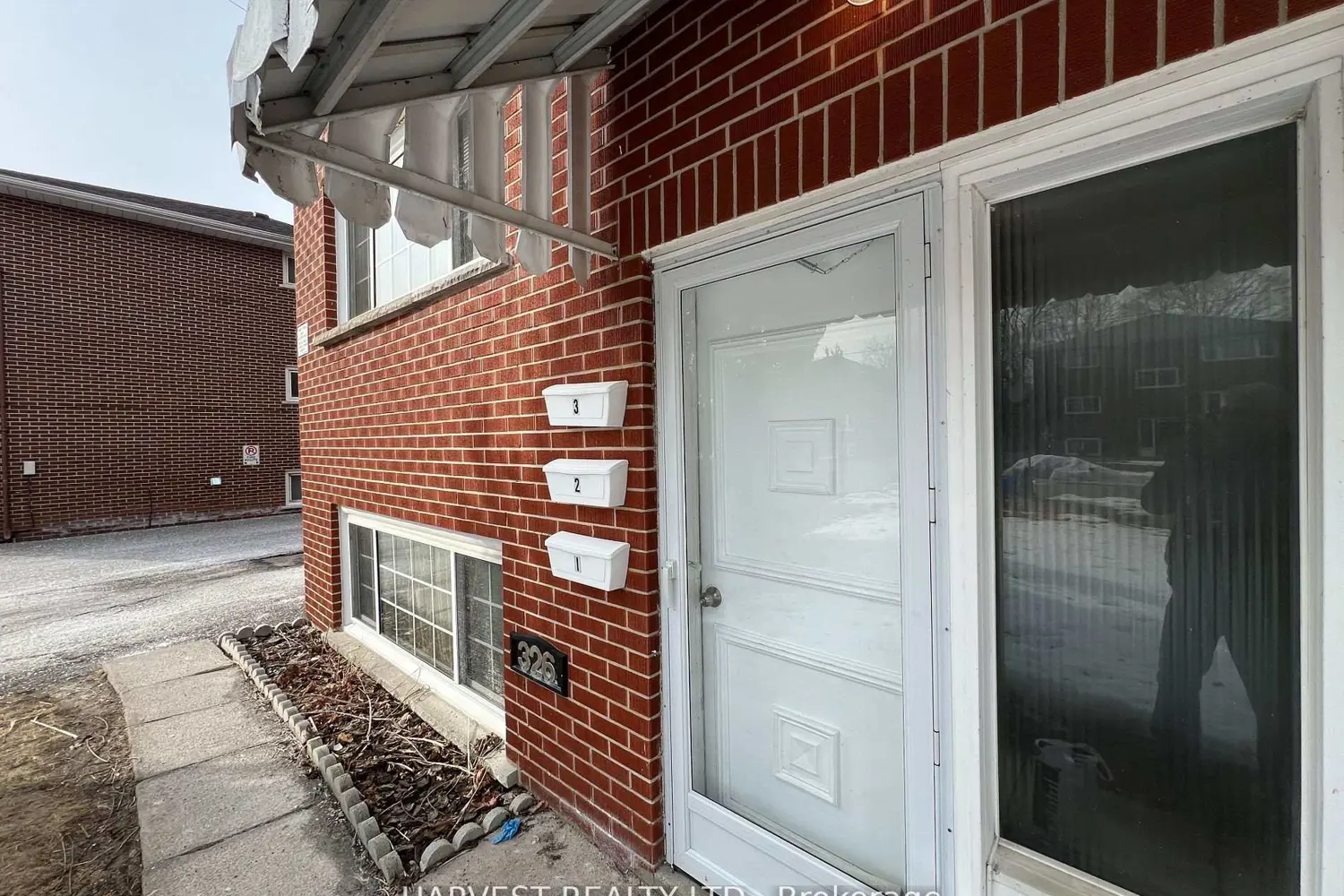 Additional image 4 of 326 Surrey Drive