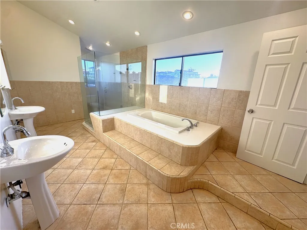 Additional image 13 of 4226 Don Carlos Drive, Los Angeles, CA 90008