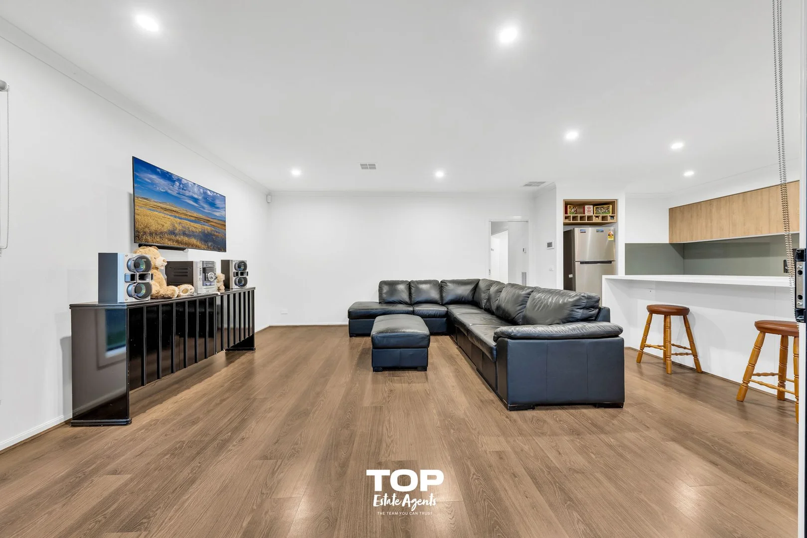 Additional image 15 of 106 Morison Road, Clyde VIC 3978