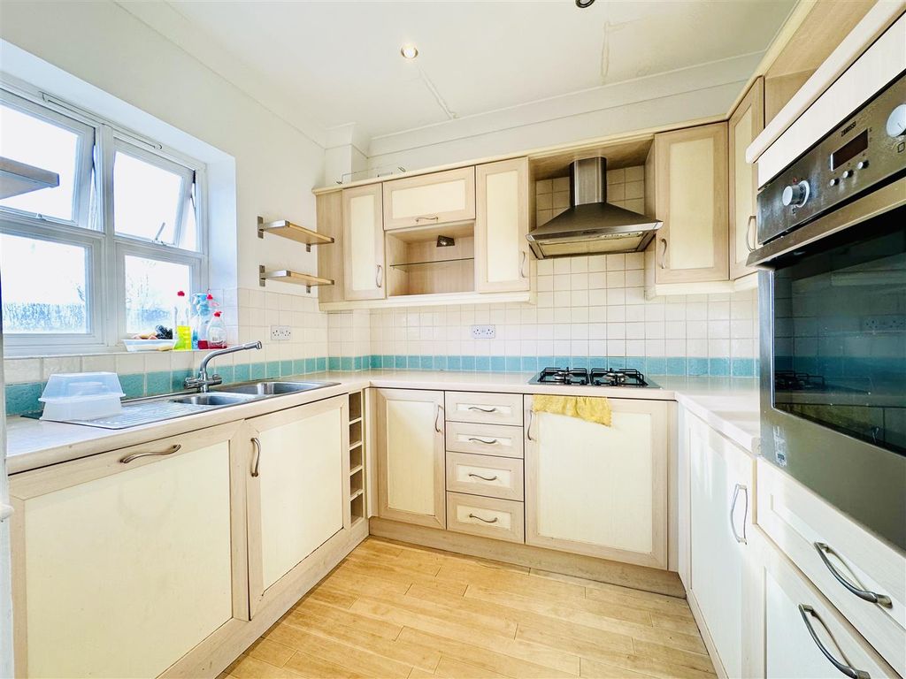 4 bed shared accommodation to rentSt Nicholas Place, Milford Street, Derby DE1 photo 2