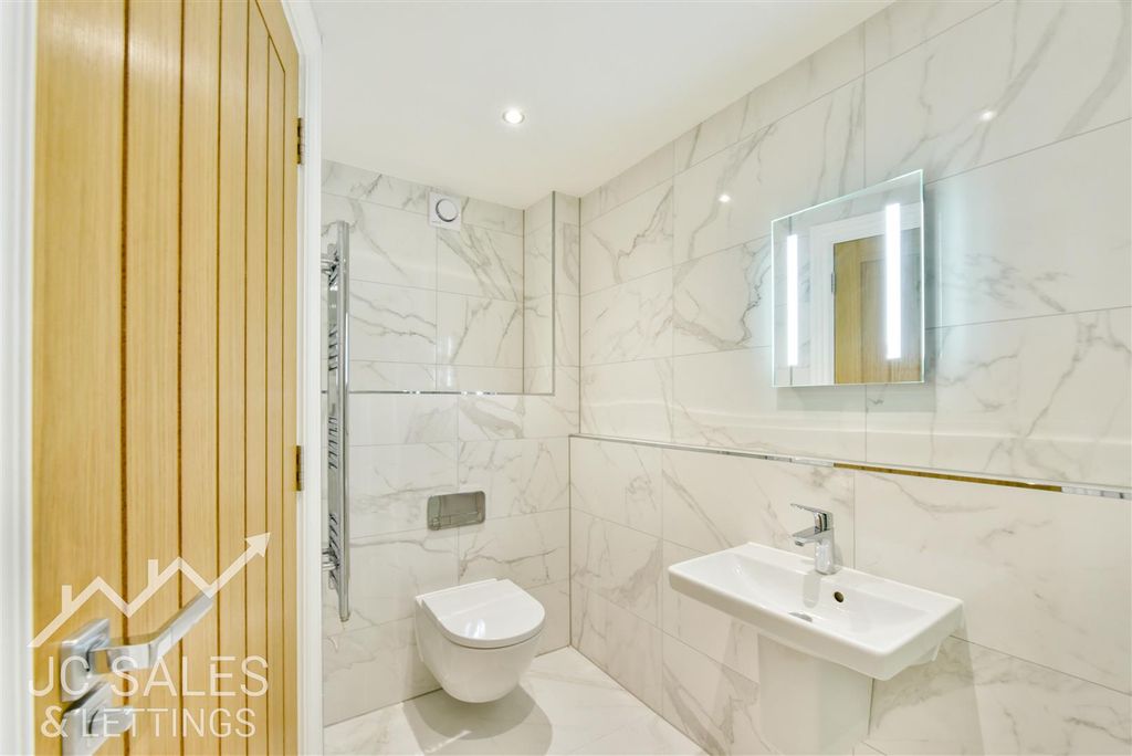 Additional image 14 of 2 bed flat to rentRiber Road, Riber, Matlock DE4