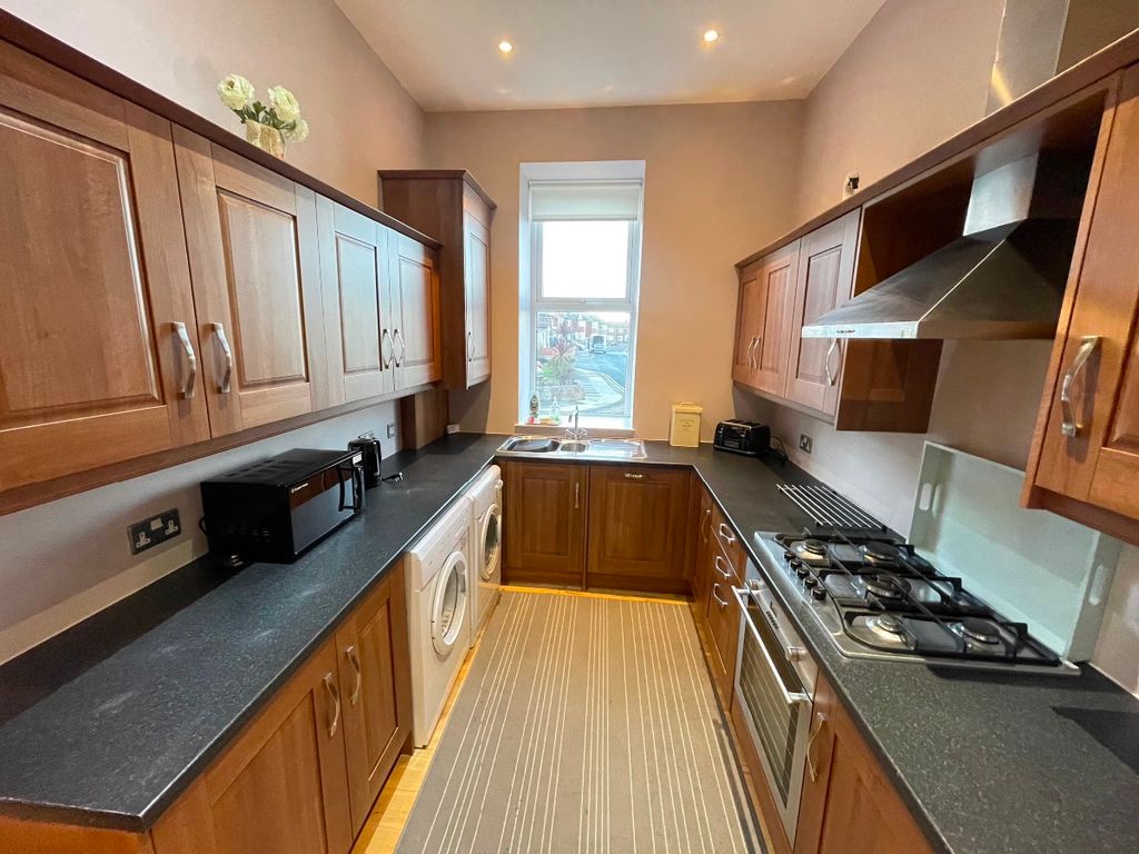 Additional image 5 of 2 bed flat to rentGrand Parade, Tynemouth, North Shields NE30