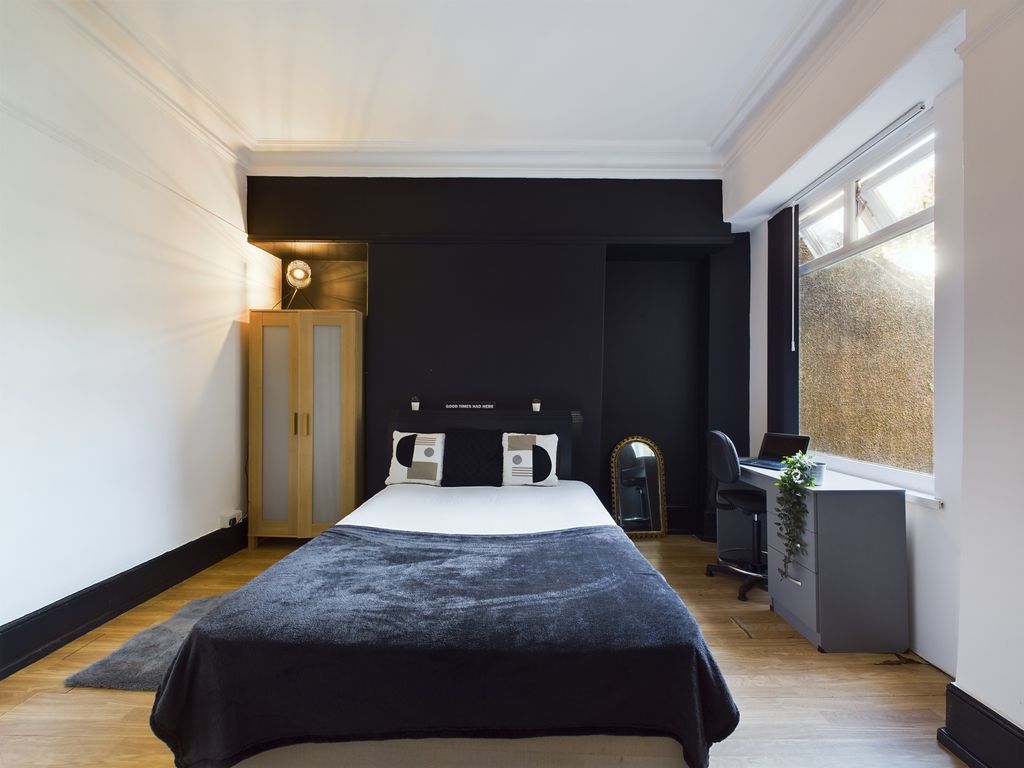 Additional image 6 of 7 bed shared accommodation to rentGlanmor Road, Swansea SA2