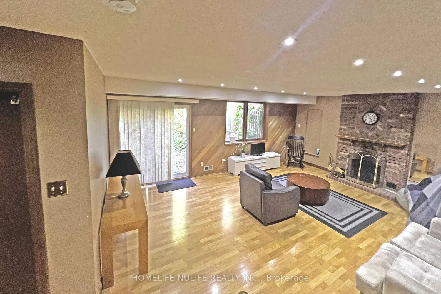 Additional image 6 of 141 Castlegrove Boulevard