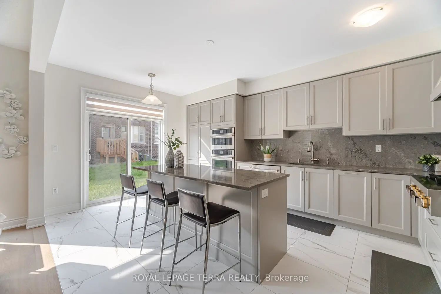 Additional image 12 of 18 Gladmary Drive