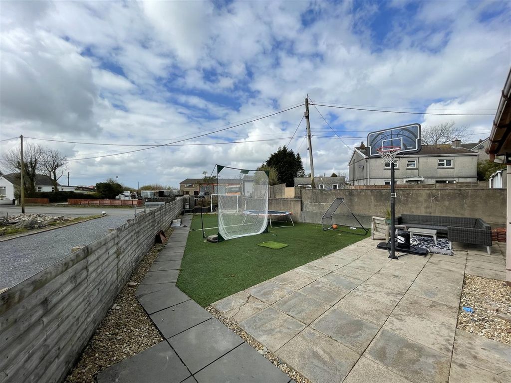 Additional image 23 of 3 bed end terrace house to rentHeol Y Banc, Bancffosfelen, Llanelli SA15