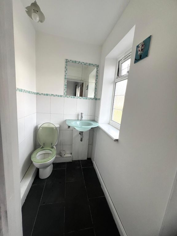 Additional image 22 of 10 bed detached house to rentSomerset Way, Iver SL0