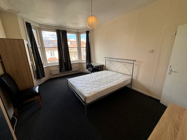 Additional image 11 of 7 bed semi-detached house to rentBalmoral Road, Bristol BS7