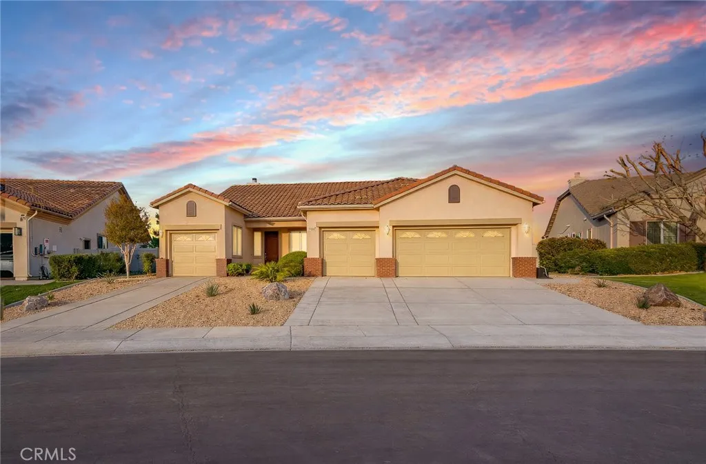 Additional image 2 of 11002 Dandelion Lane, Apple Valley, CA 92308