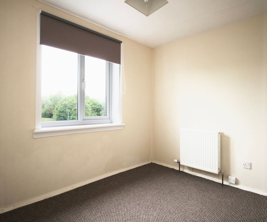 Additional image 9 of 3 bed flat to rentWaulking Mill Road, Clydebank G81