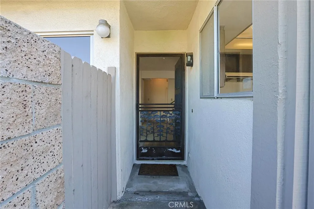Additional image 4 of 5106 W 1st St, Santa Ana, CA 92703
