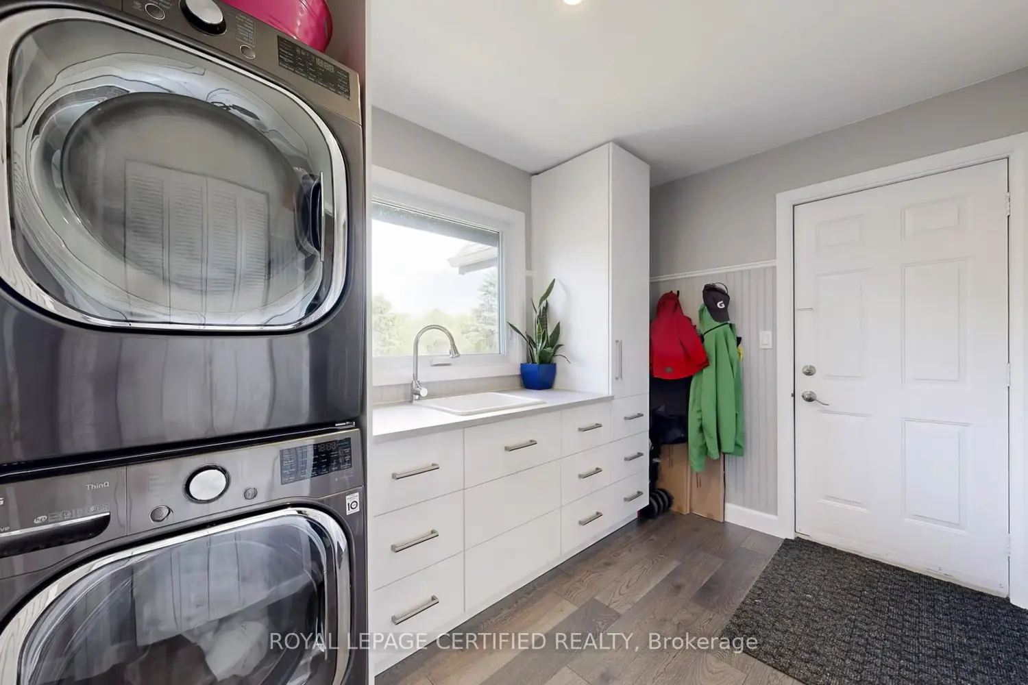 Additional image 9 of 9 Oldfield Court