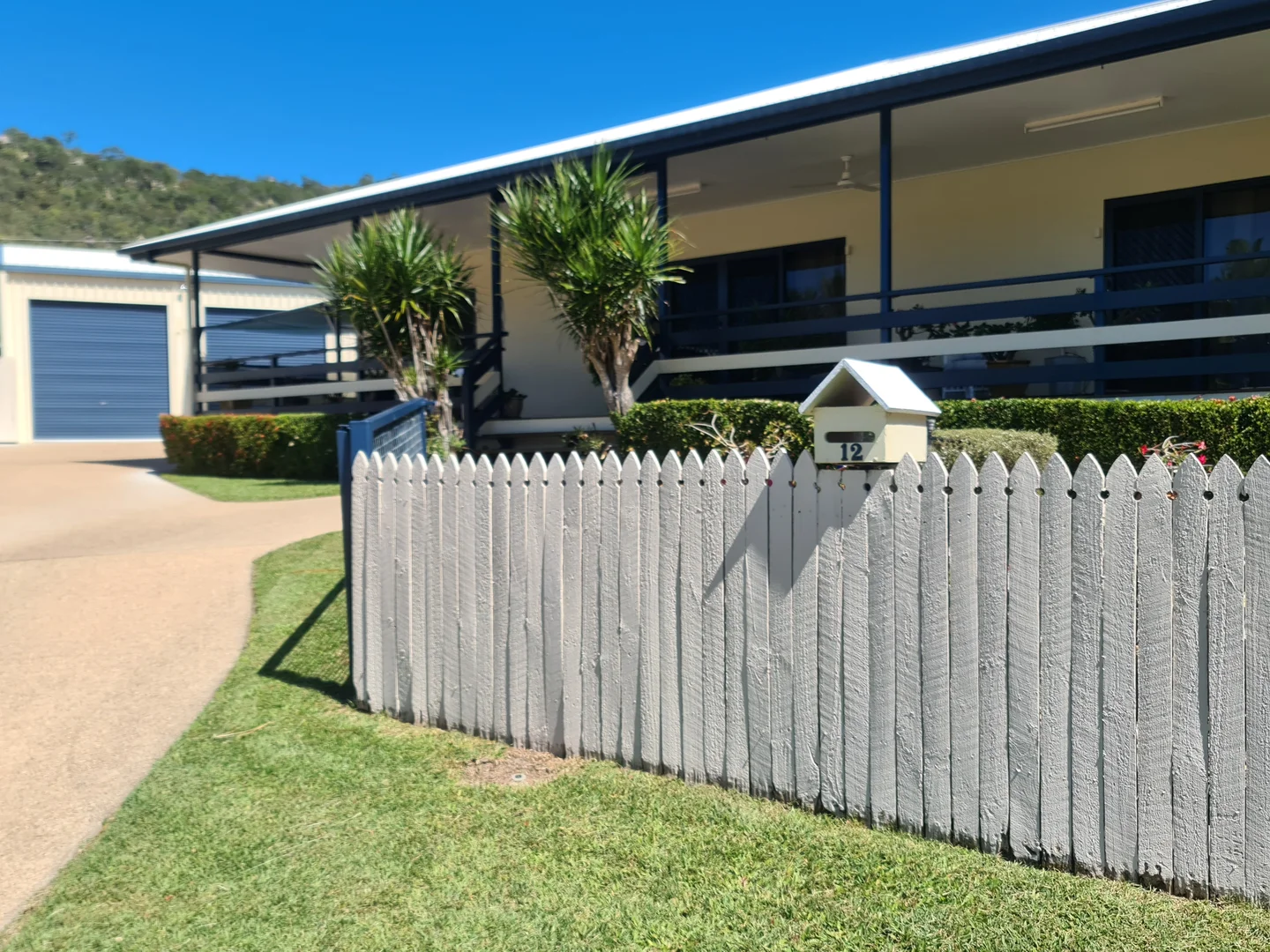 12 Serene Place, Nelly Bay QLD 4819