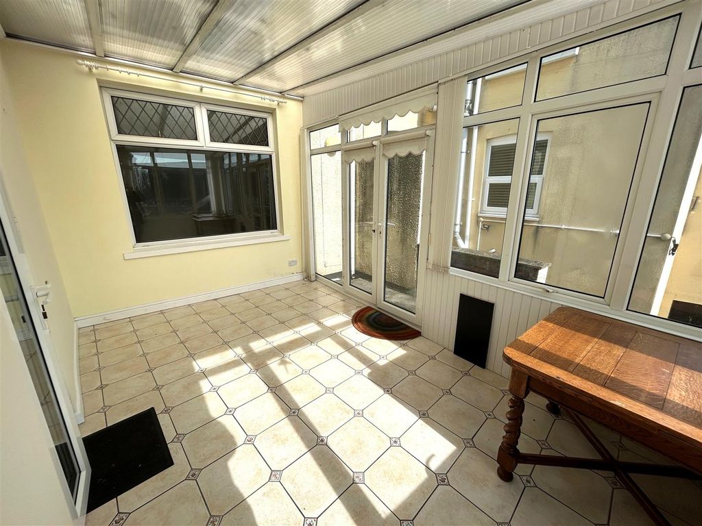 Additional image 11 of 4 bed end terrace house to rentGolf Road, New Inn, Pontypool NP4
