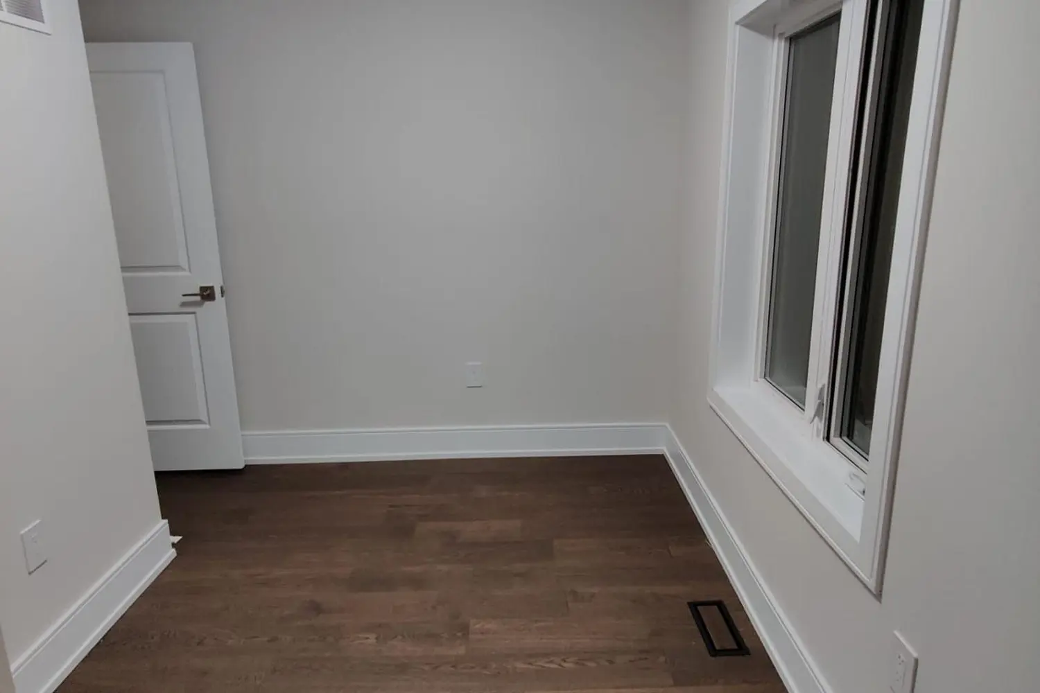 Additional image 3 of 471 Jones Avenue