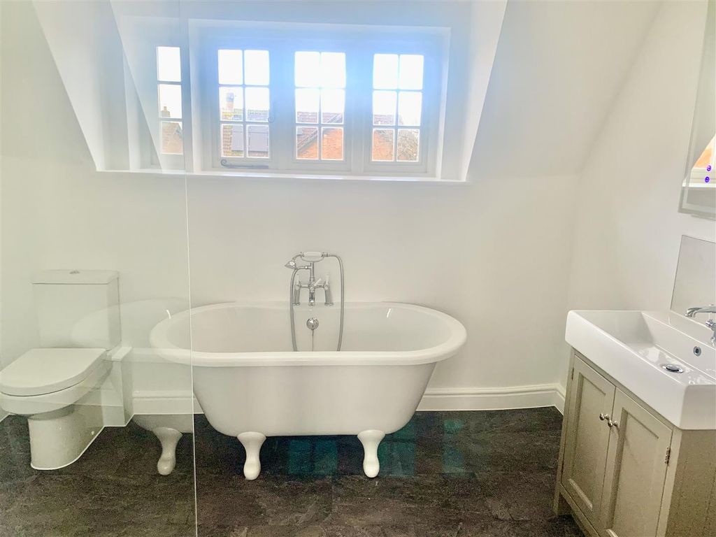Additional image 17 of 4 bed detached house to rentGreat Hinton, Trowbridge BA14