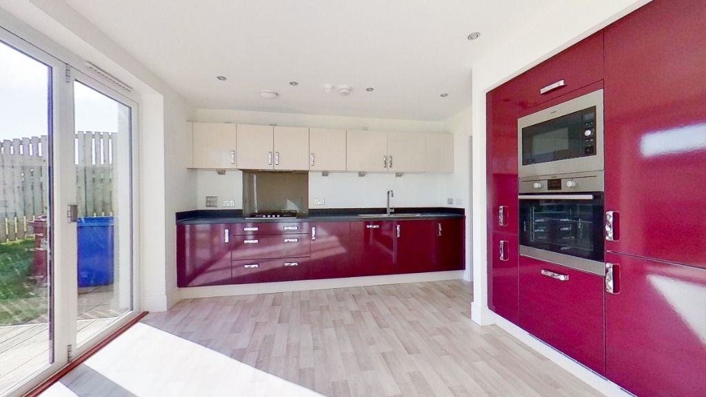 Additional image 3 of 4 bed detached house to rentSt Martin Crescent, Strathmartine, Dundee DD3