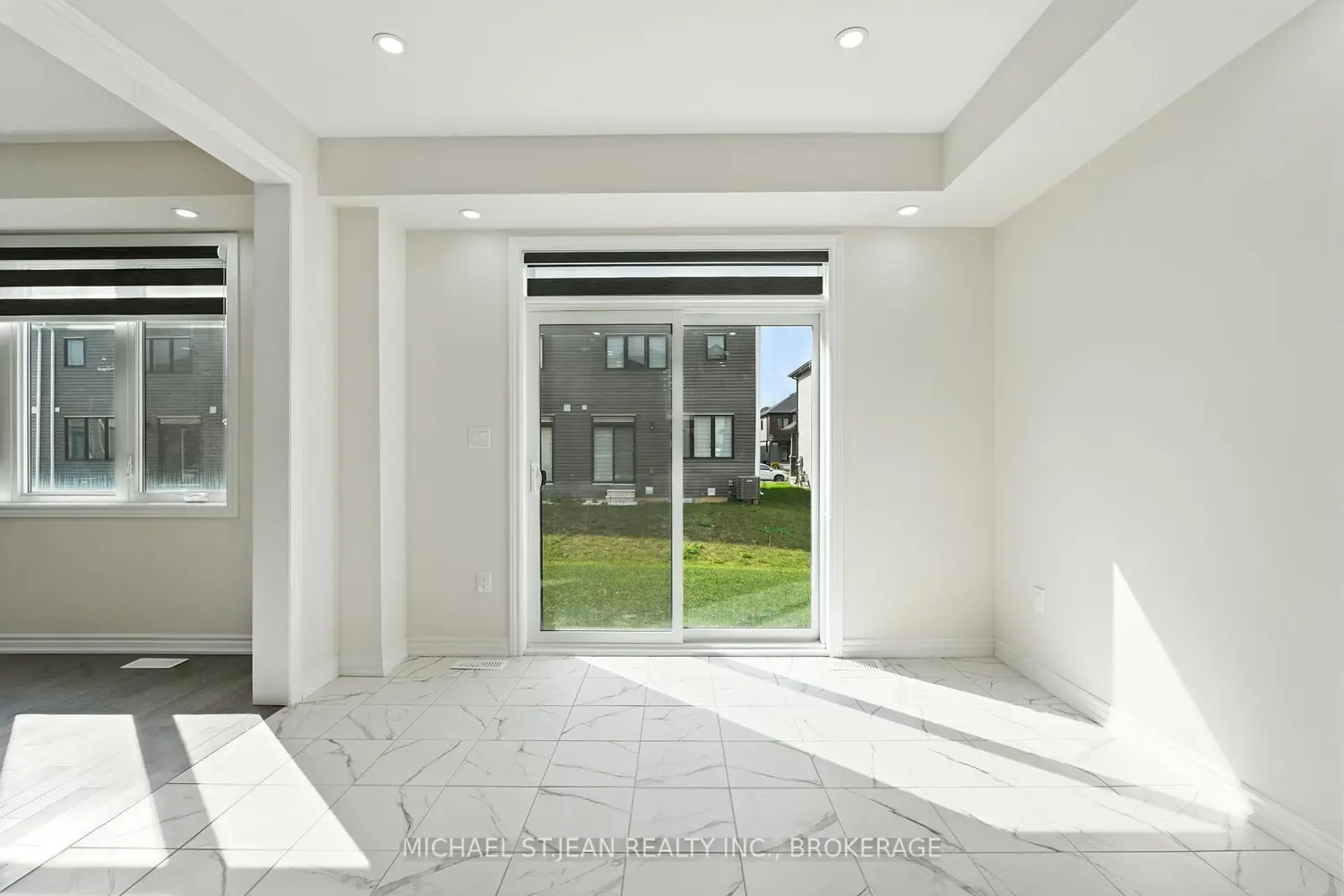 Additional image 7 of 421 Barker Parkway