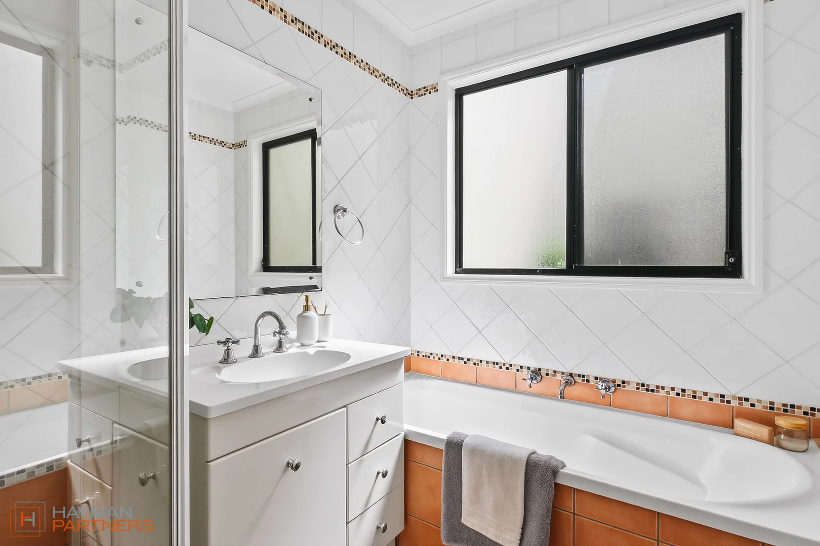 Additional image 24 of 33B Jerrabomberra Avenue, Narrabundah ACT 2604