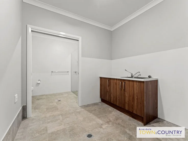 Additional image 4 of 25 Marsh Street, Armidale NSW 2350