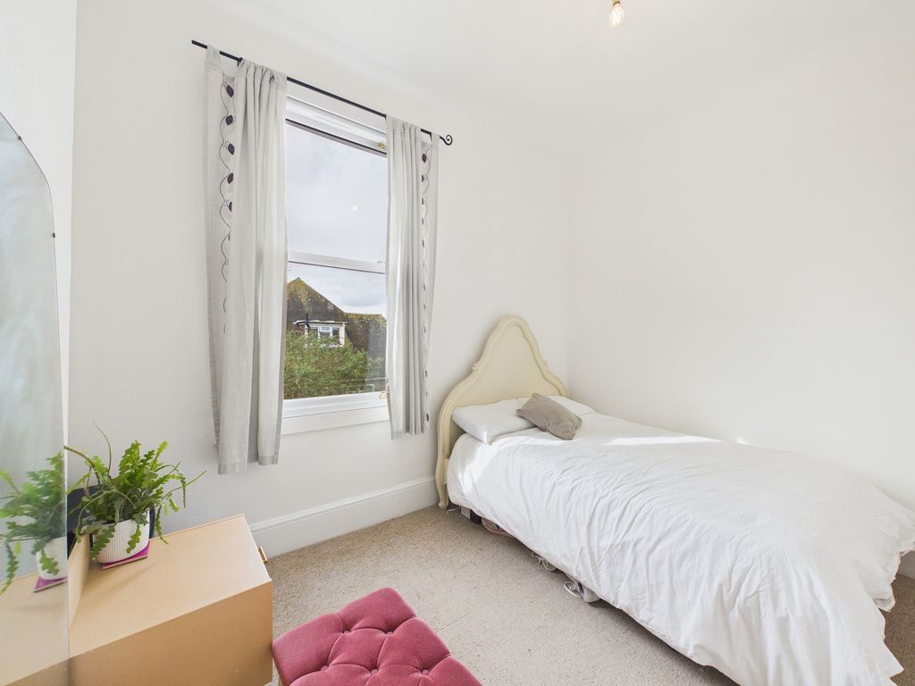 Additional image 9 of 2 bed flat to rentHeene Road, Worthing BN11