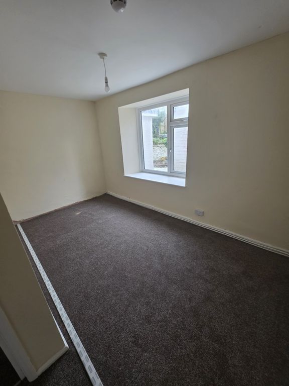 Additional image 3 of 2 bed flat to rentSt Georges Rd, Abergele LL22